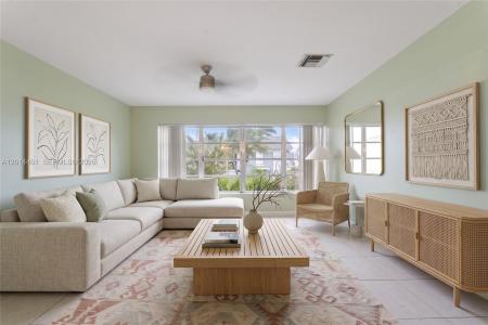 2638 E Gately Dr E 85, West Palm Beach, Florida 33415, USA
