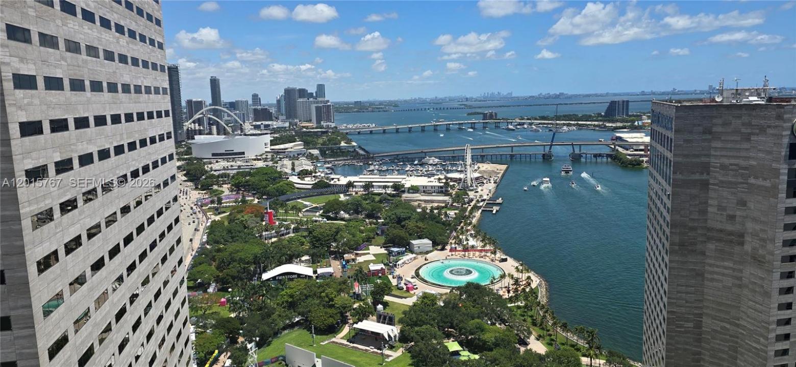 325 S Biscayne Blvd 4016, Miami, Florida 33131, Stati Uniti