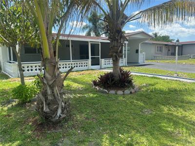 4616 NW 39th St, Lauderdale Lakes, Florida 33319