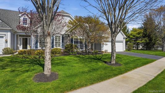 49 Samantha Circle, Southampton, ניו יורק 11977, ארצות הברית של אמריקה 