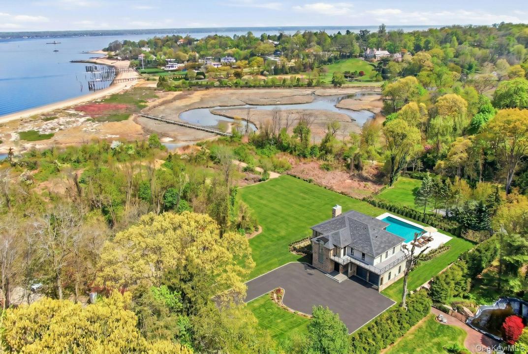 29 Soundview Lane, North Hempstead, Nova Iorque 11050, Estados Unidos