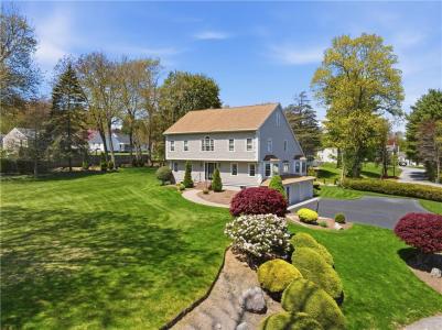 2 N Hereford Drive, Cumberland, Rhode Island 02864, USA