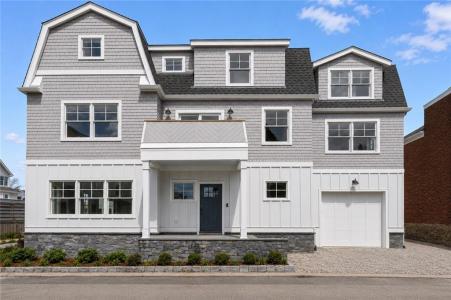 6 Sharon Court, Newport, RI 02840, USA