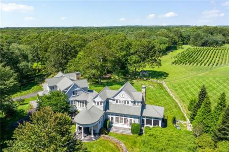 1591 Commodore Perry Highway, South Kingstown, Род Айленд 02879, Соединенные Штаты