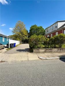 41 Messina Street, Providence, Rhode Island 02908, USA
