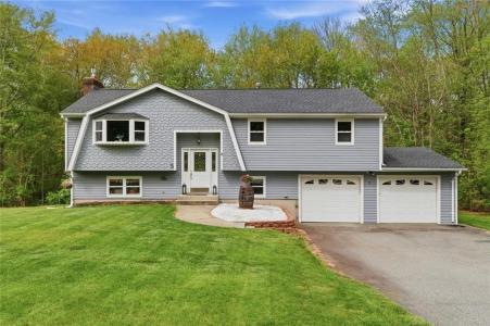 5 Dongay Road, Smithfield, RI 02917, USA