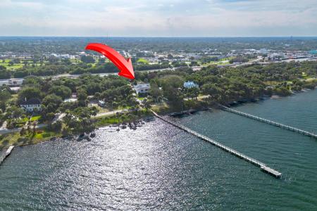 1009 S Indian River Drive, Fort Pierce, Florida 34950