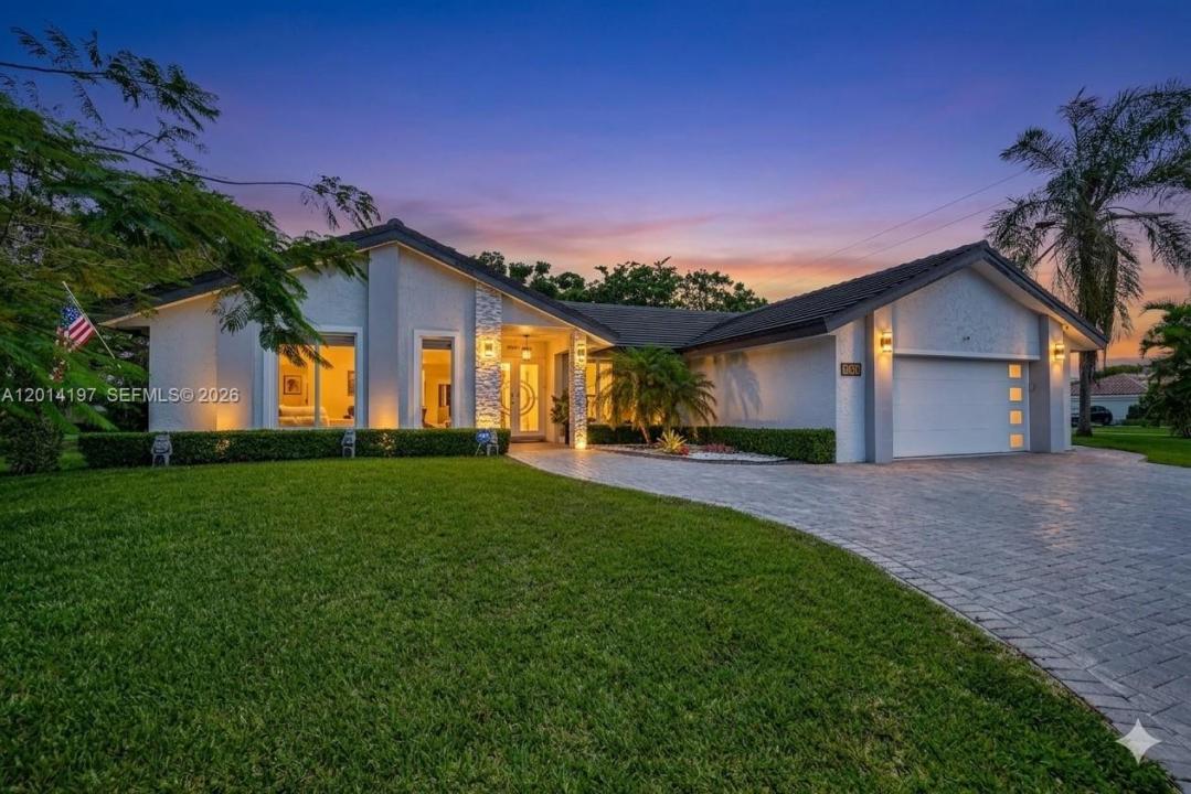 630 Deer Creek Briarwood Ln, Deerfield Beach, Florida 33442