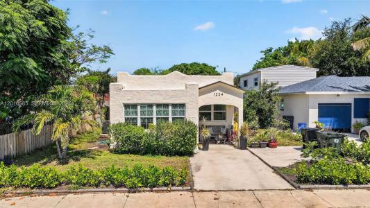 1224 N K St, Lake Worth, Florida 33460, USA