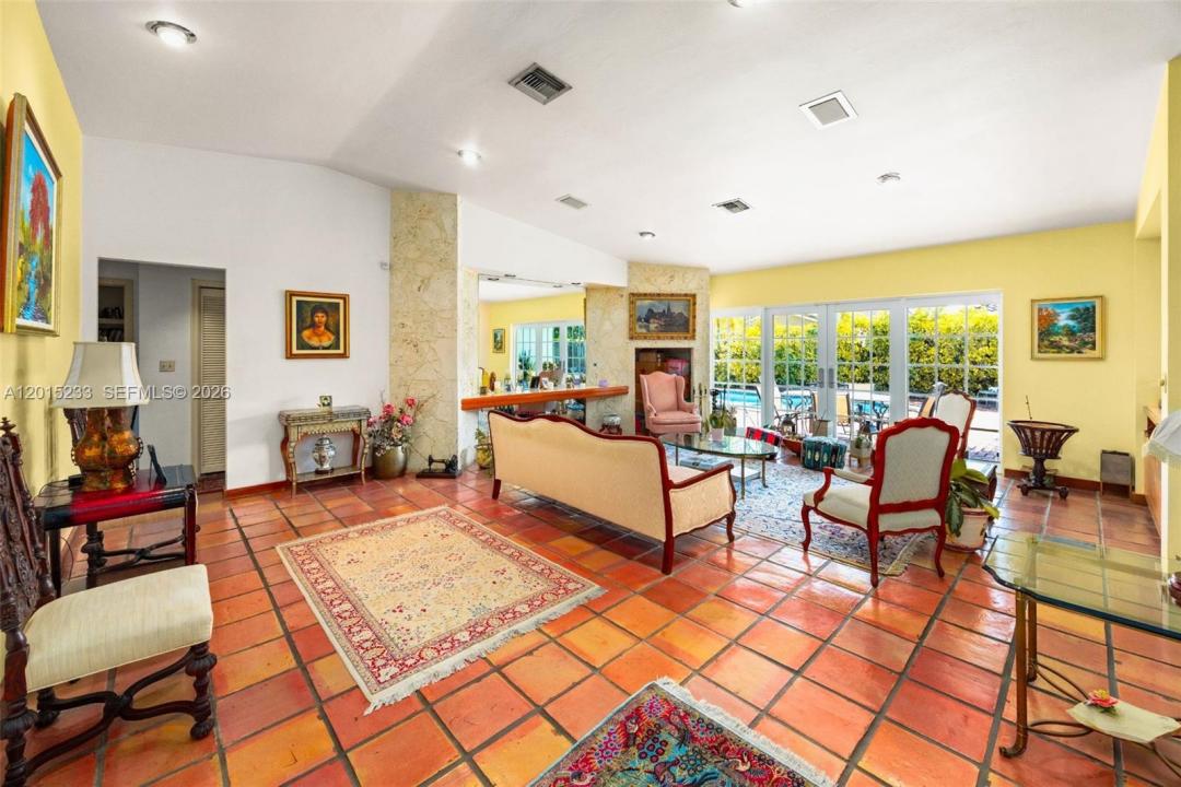 21141 NE 21st Ct, Miami, Floride 33179, États-Unis