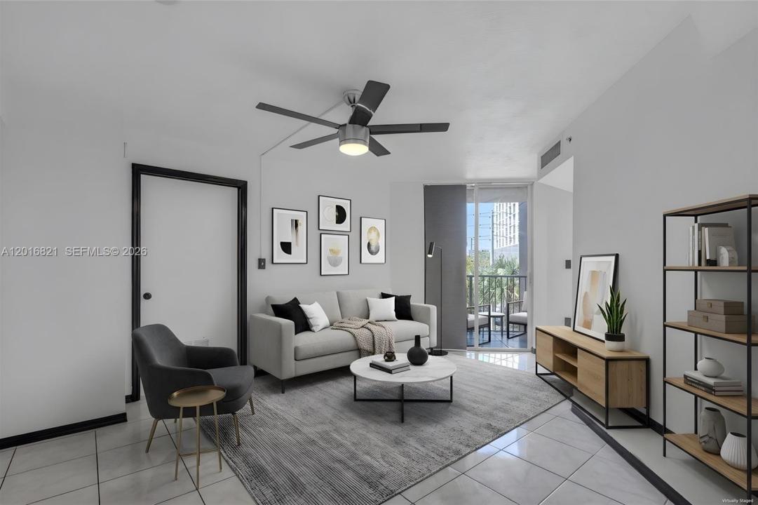 102 SW 6th Ave 201, Miami, Floride 33130, États-Unis