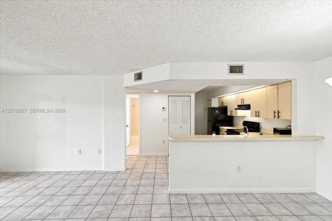 8660 SW 212th St 306, Cutler Bay, Florida 33189, Stati Uniti