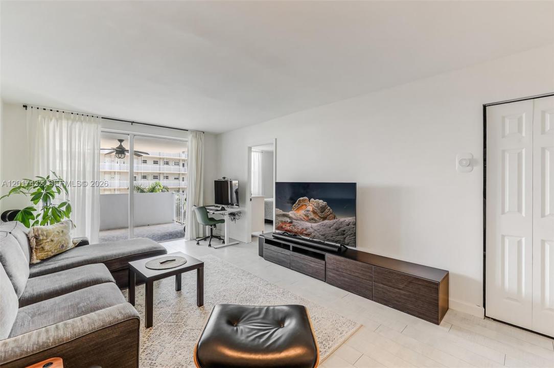 1331 Lincoln Rd 704, Miami Beach, Florida 33139, Stati Uniti