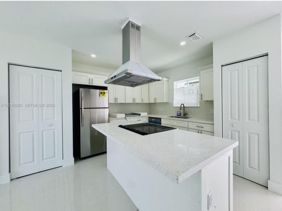 8005 NW 14th ct 8005, Miami, Floride 33147, États-Unis