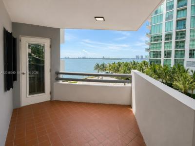 555 NE 30th St 404, Miami, Florida 33137, USA