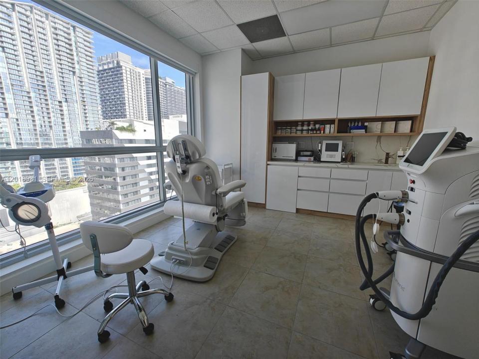 175 SW 7th St 2006, Miami, 플로리다 33130, 미국