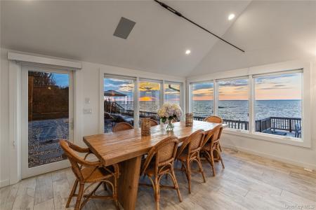 21515 Soundview Avenue, Southold, 뉴욕 11971, 미국