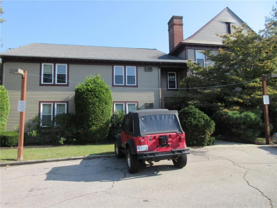 175 Massachusetts Avenue 103, Warwick, Rhode Island 02888, USA