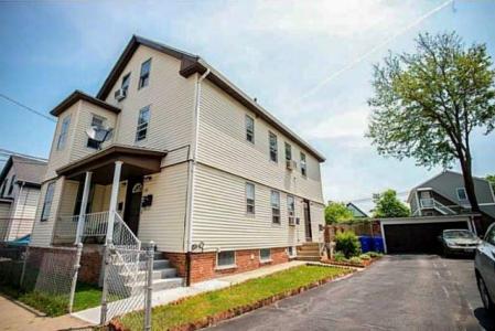 49 Ivy Street #2, East Providence, Rhode Island 02914, USA