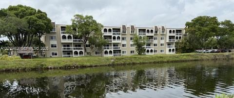 7815 Camino Real i417, Miami, Floryda 33143, USA