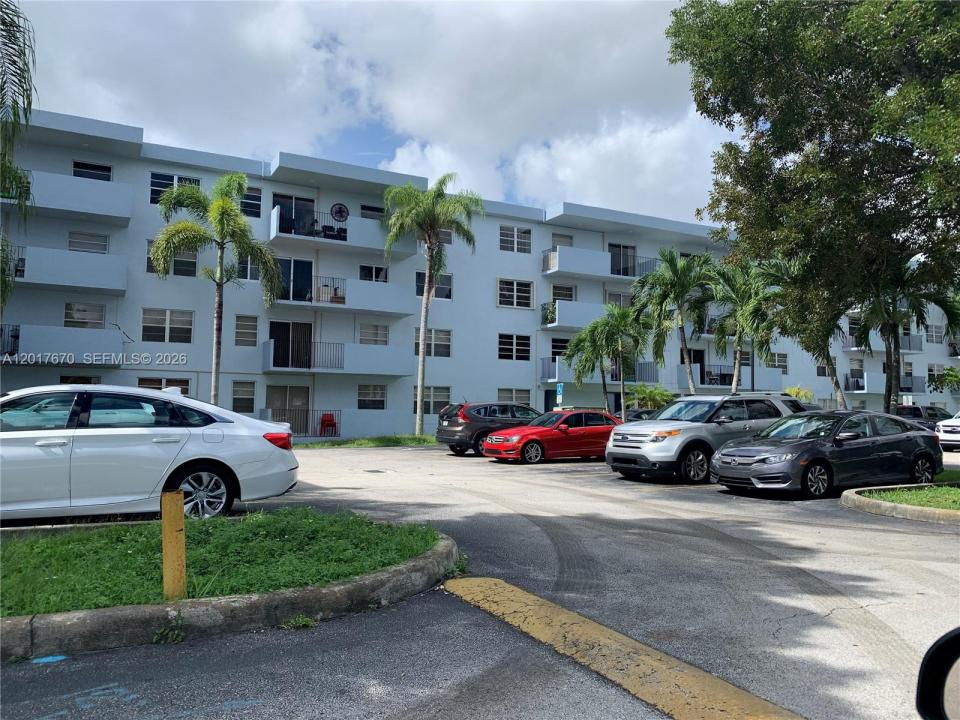 1221 SW 122nd Ave 207, Miami, Florida 33184, Stati Uniti