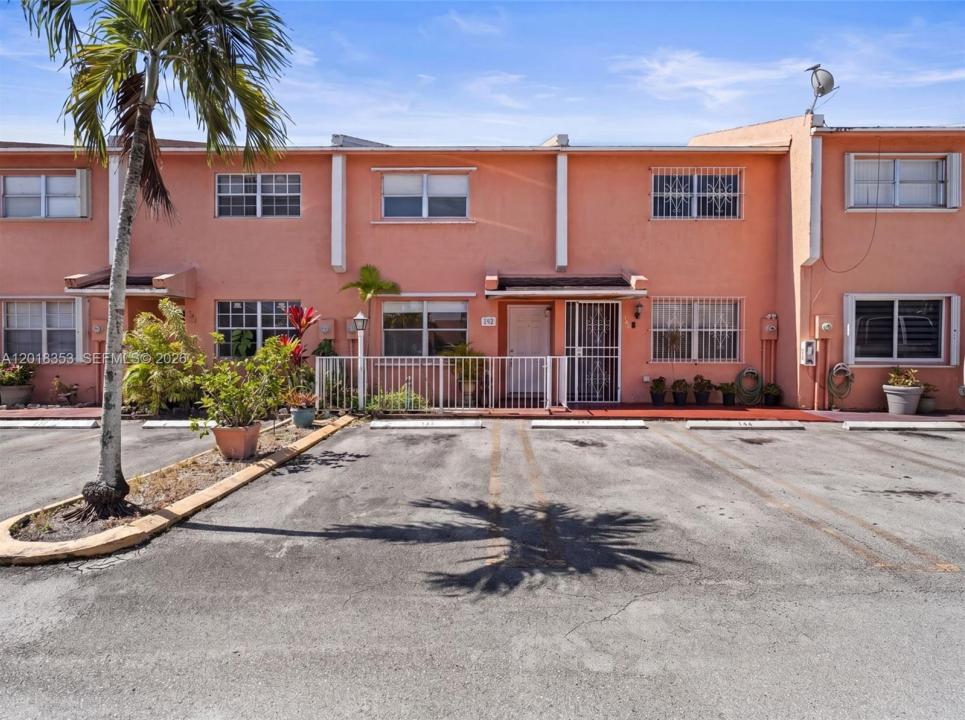 100 SW 110th Ave 142, Sweetwater, Florida 33174, Stati Uniti