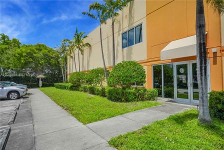12601 NW 115th Ave A-114, Medley, Floride 33178, États-Unis