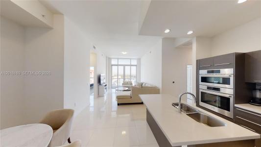 7825 NW 107th Ave 821, Doral, Florida 33178, USA