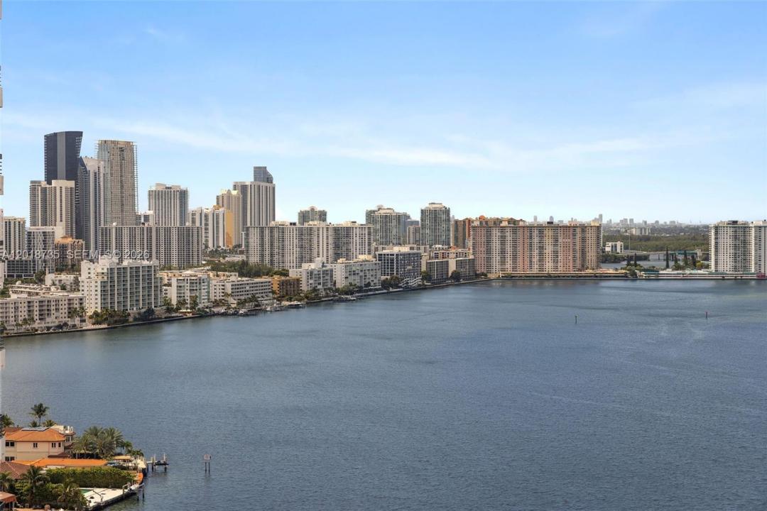 19195 NE 36th Ct 2705, Aventura, Floride 33180, États-Unis