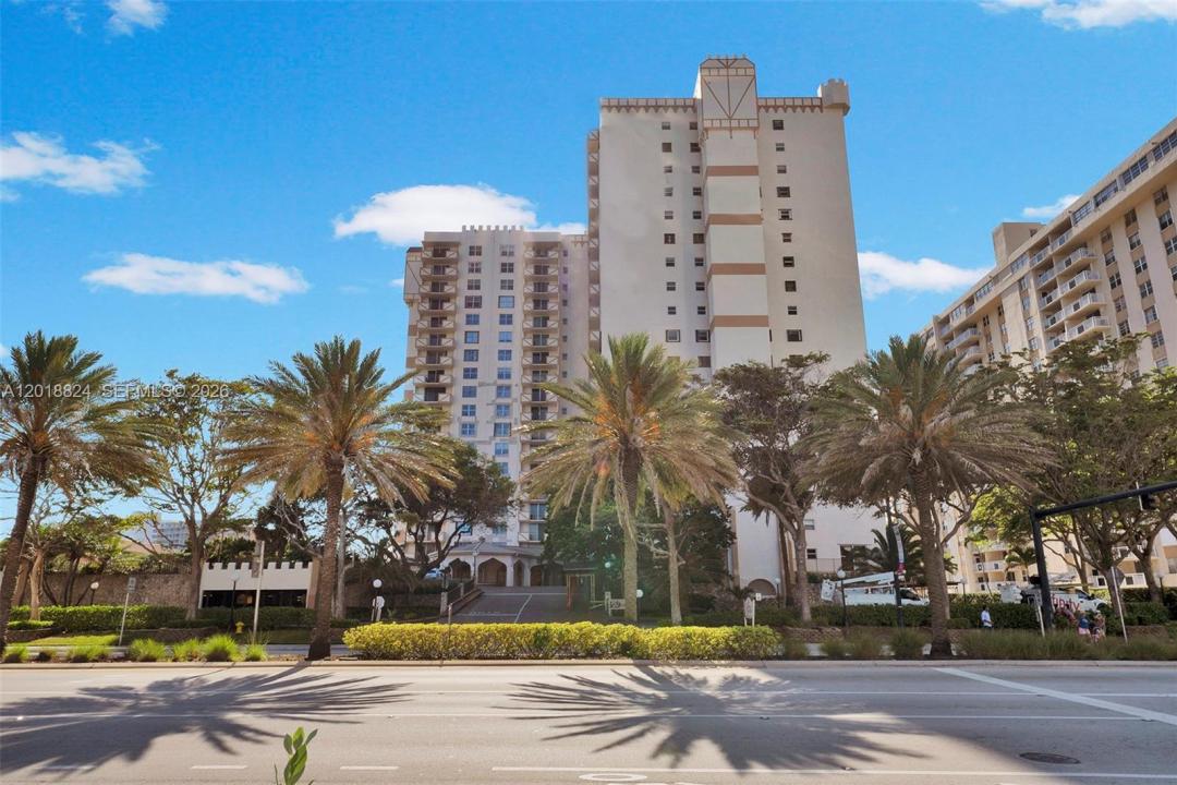1865 S Ocean Dr 4C, Hallandale Beach, Florida 33009, Stati Uniti
