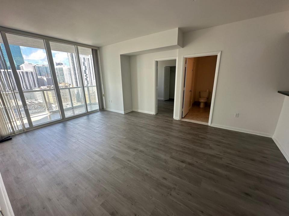 244 Biscayne Blvd 1910, Miami, Флорида 33132, Соединенные Штаты