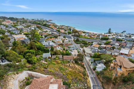 Nyes Place, Laguna Beach, California 92651
