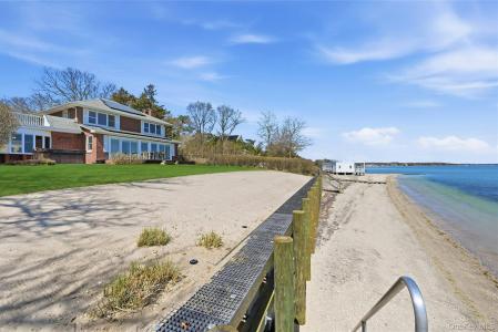 8908 Peconic Bay Boulevard, Southold, New York 11948, Amerika Birleşik Devletleri