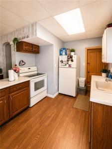 25 Union Street, Woonsocket, Rhode Island 02985, USA