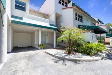 316 N Lake Drive, Lantana, Florida 33462