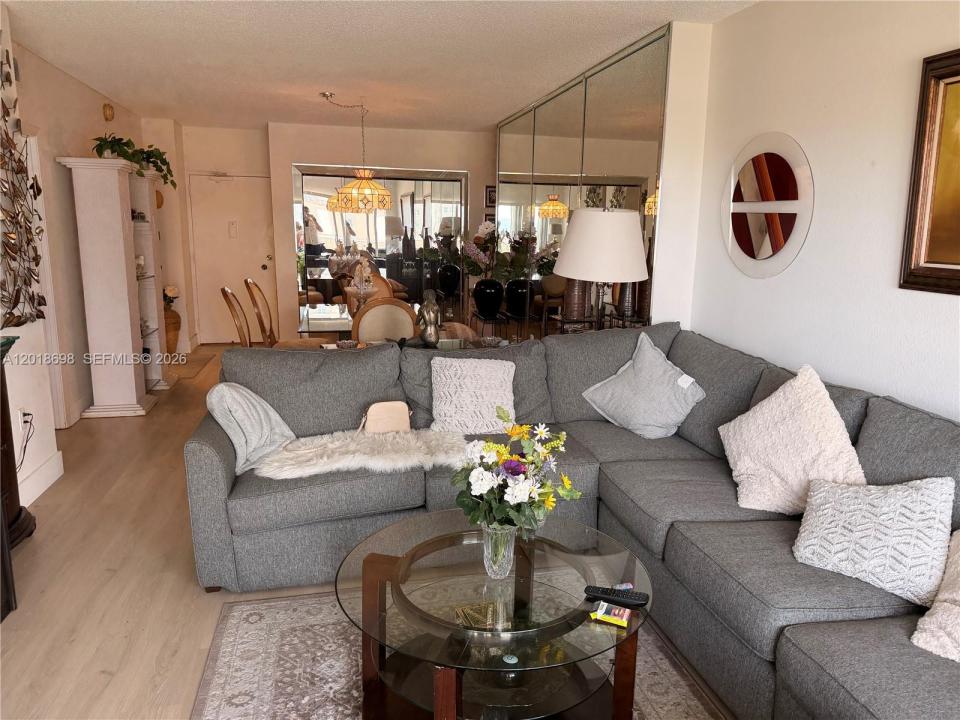 1950 S Ocean Dr 4D, Hallandale Beach, Florida 33009, Stati Uniti