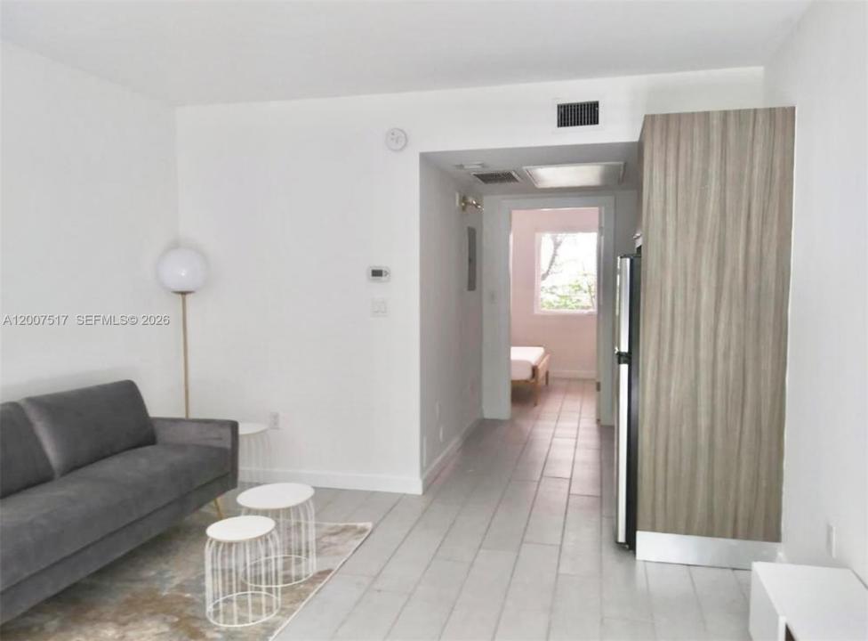 740 Meridian Ave 17, Miami Beach, Florida 33139, USA