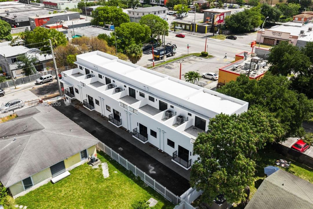 722 NW 55th Ter 722, Miami, Florida 33127, Stati Uniti