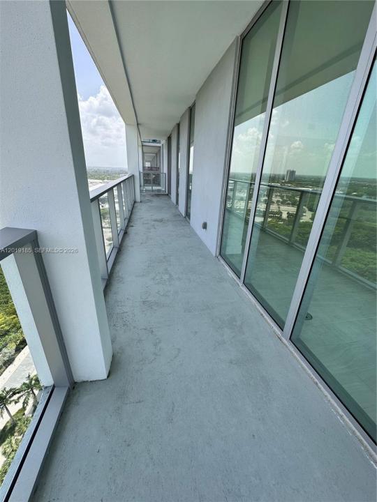 2000 Metropica Way 2003, Sunrise, Flórida 33323, Estados Unidos