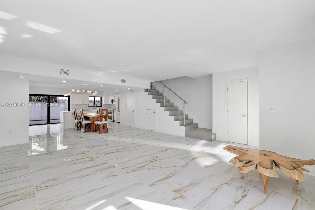 16449 NE 26th Ave 16, North Miami Beach, 플로리다 33160, 미국