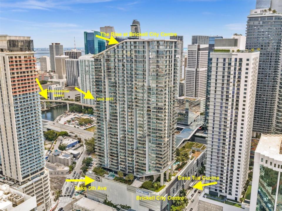 88 SW 7th St 2011 (corner), Miami, Florida 33130, USA