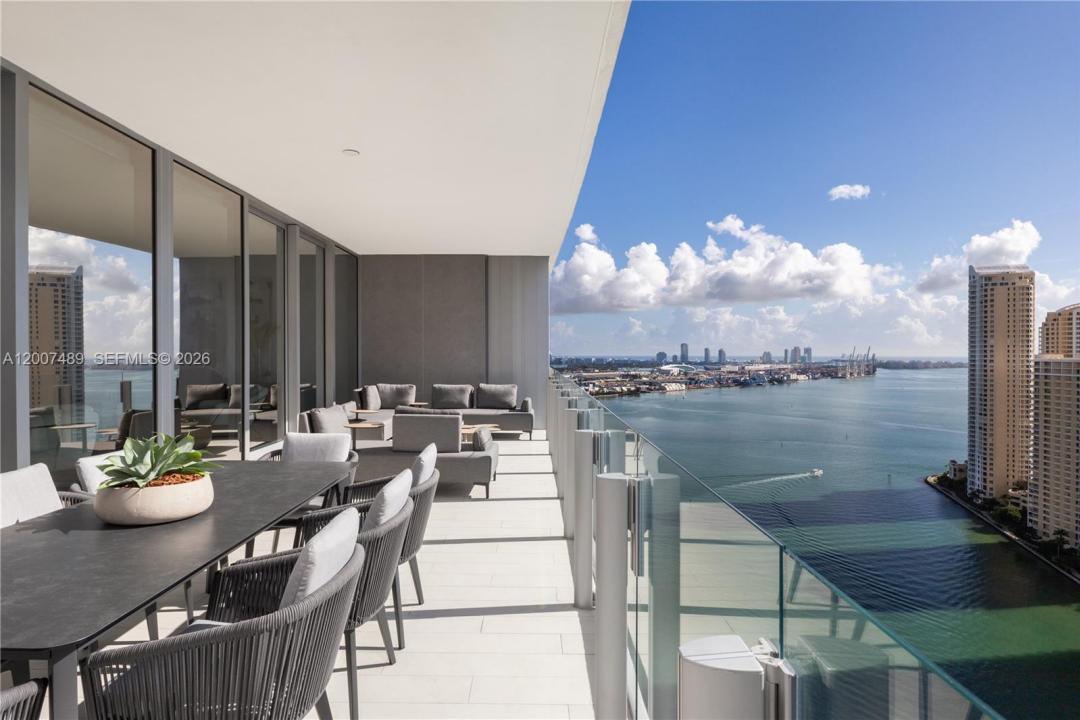 300 Biscayne Blvd Way 2802, Miami, Floride 33131, États-Unis