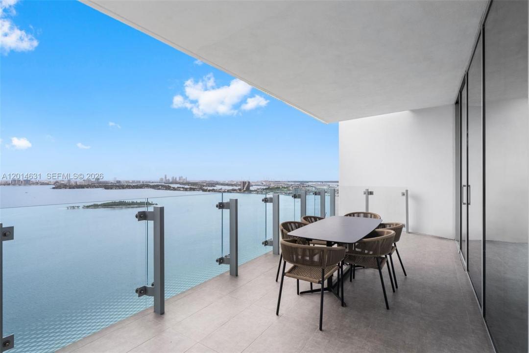 700 NE 26th Ter 2803, Miami, Floride 33137, États-Unis