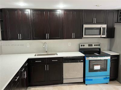 4802 Gladiator Cir, Green Acres, Florida 33463, USA