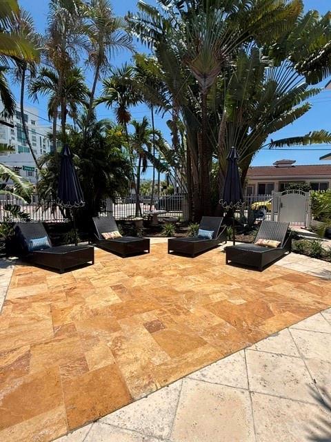 7710 Harding Ave 7, Miami Beach, Floride 33141, États-Unis