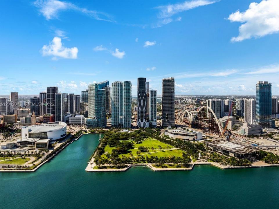 1000 Biscayne Blvd 5101, Miami, Florida 33132, USA