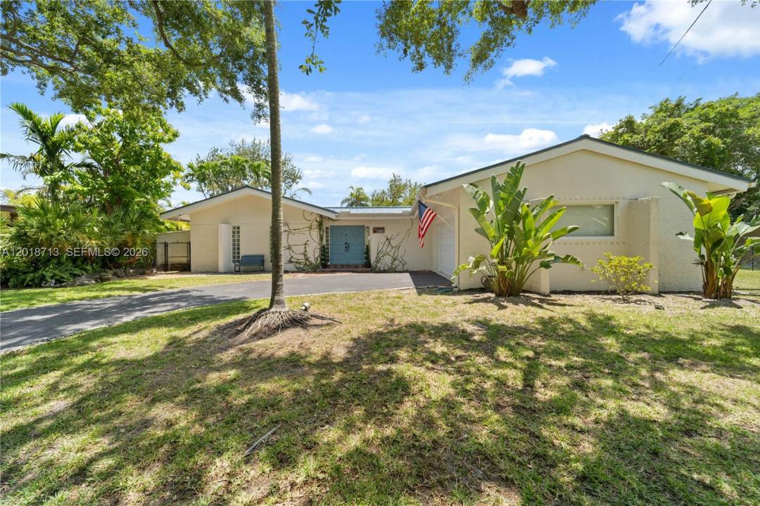 8380 SW 186 St, Cutler Bay, Florida 33157