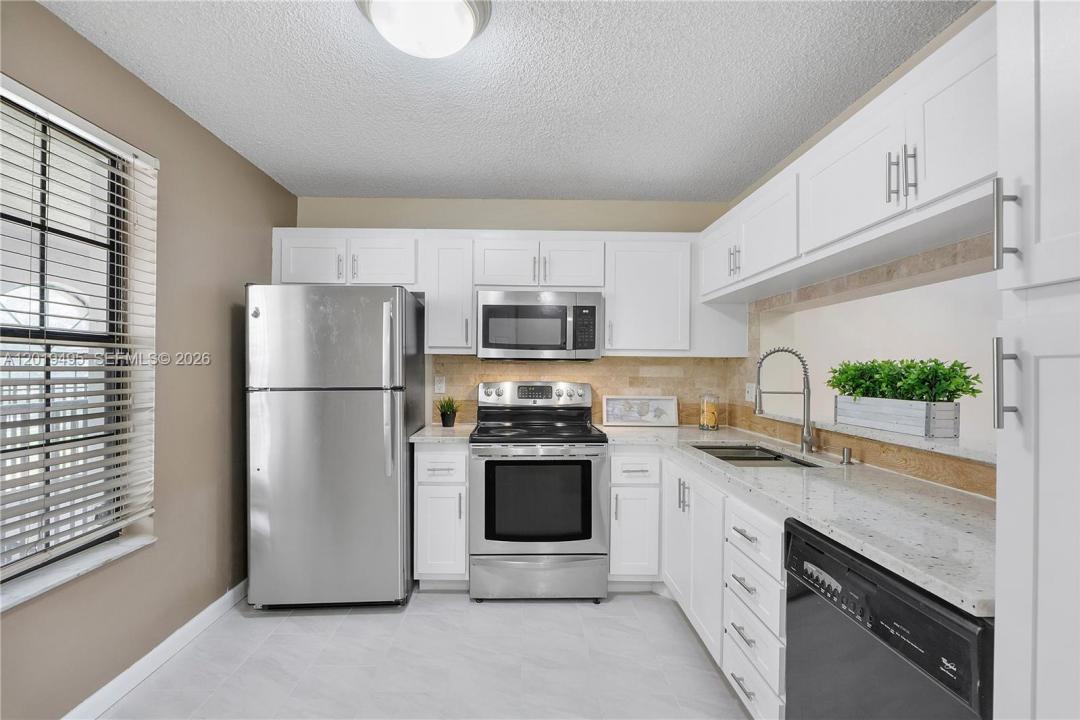 2382 NW 89th Dr 2382, Coral Springs, Floride 33065, États-Unis