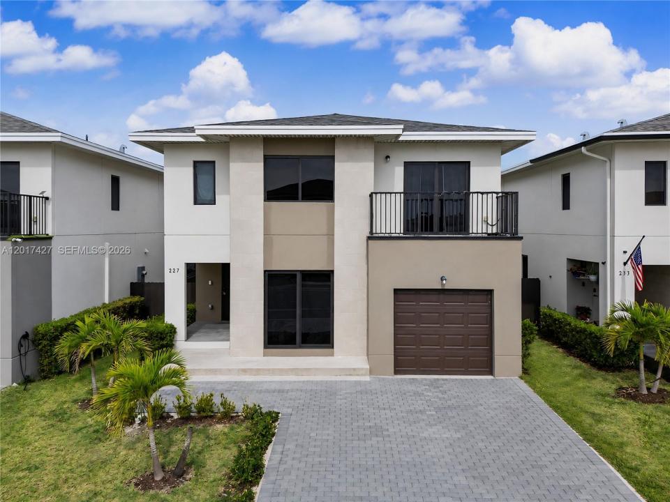 227 NW 13th Pl, Florida City, فلوريدا 33034, الولايات المتحدة