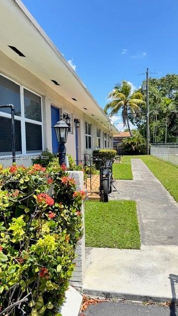 3085 W Flagler St 2, Miami, Florida 33135, Stati Uniti